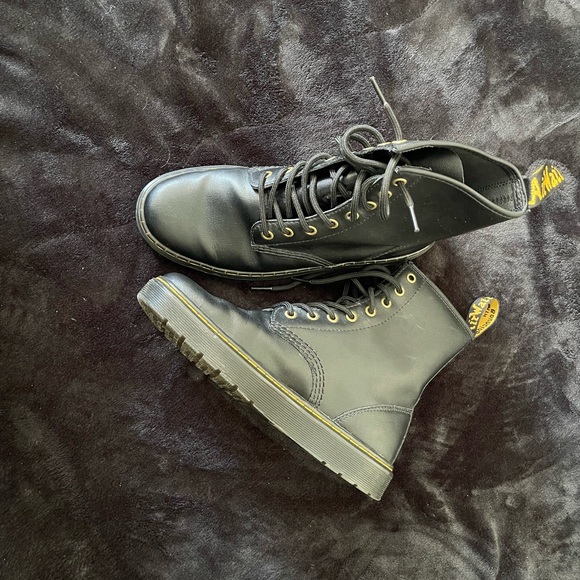 Dr. Martens Black Lace-Up Woman’s Boots - Picture 1 of 5